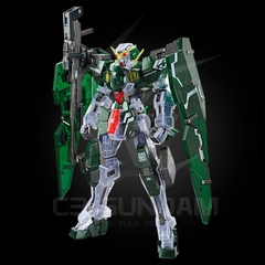 MG 1/100 THE GUNDAM BASE LIMITED GUNDAM DYNAMES [CLEAR COLOR]