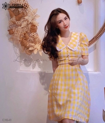 Đầm caro nút bọc vàng C1641