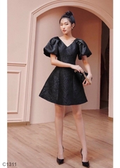 Đầm gấm tay phồng đen C1311