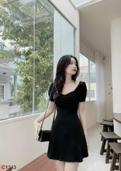 Đầm basic tay phồng đen C1343