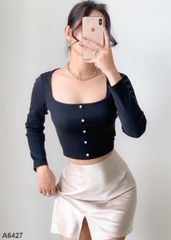 Áo croptop cổ vuông đính cườm đen A6427