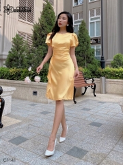 Đầm LOREN đính bông cổ tròn vàng C1141