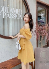 Đầm trễ vai ngọc trai vàng C1360