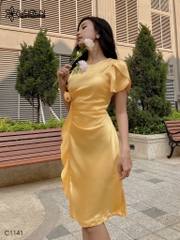 Đầm LOREN đính bông cổ tròn vàng C1141