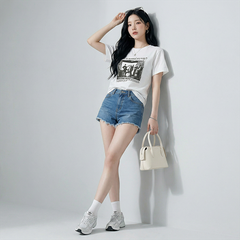 Áo thun nữ LOREN ban nhạc A21019