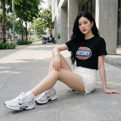 Áo thun nữ LOREN Regular Victory A21093