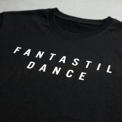 Áo thun nữ LOREN chữ in đen A2751