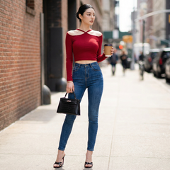 Áo nữ LOREN bo gân chéo cổ A61025