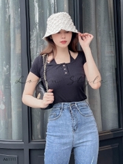 Áo kiểu nữ LOREN yếm cổ A61111