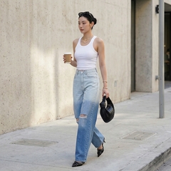 Quần jean nữ LOREN ống rộng wash B51062