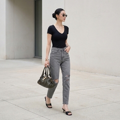 Quần jean baggy nữ LOREN wash rách B51107