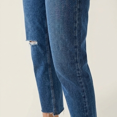 Quần jean baggy LOREN rách tua xanh B5391