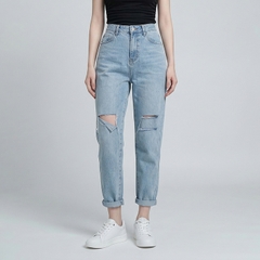 Quần jean baggy LOREN rách gối tua xanh B5748