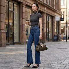 Quần jean nữ LOREN ống bas B5989