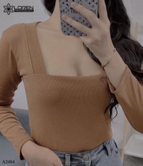 Áo thun nữ LOREN tay dài cổ vuông nâu A2484