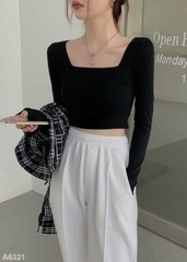 Áo croptop tay dài đen A6321