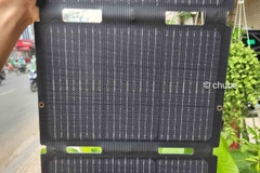 Sạc điện thoại bằng tấm pin năng lượng mặt trời qua cổng TypeC