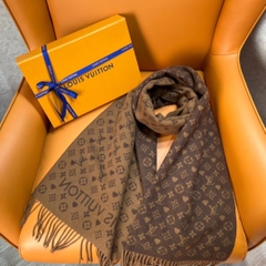 LOUIV Scarf