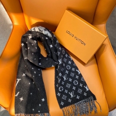 LOUIV Scarf