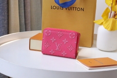LOUIV Foldable Wallet