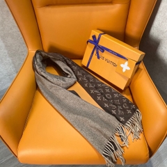 LOUIV Scarf