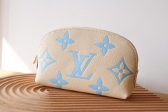 LOUIV Pouch
