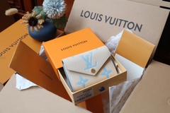 LOUIV Victoria Wallet