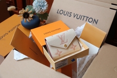 LOUIV Victoria Wallet