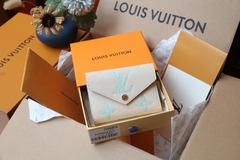 LOUIV Victoria Wallet