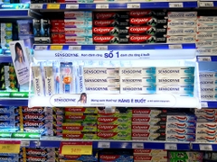 NHÃN HÀNG KEM ĐÁNH RĂNG SENSODYNE