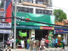 Hệ nhận diện chuỗi siêu thị Co.op Food