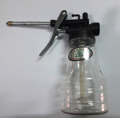 Vịt tra dầu 250ml bằng nhựa