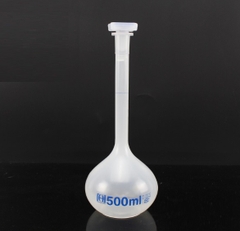 Bình định mức nhựa 500 ml