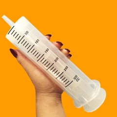 Xi lanh nhựa 300ml