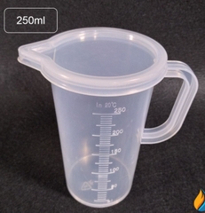 Ca nhựa có nắp 250ml