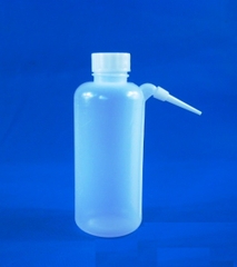 Bình tia 500 ml vòi ngang- Trắng