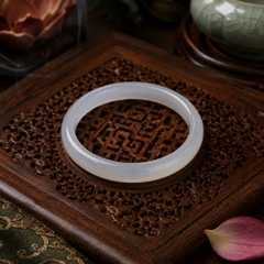 Vòng Đá Chalcedony Trắng 8mm - VDQ025