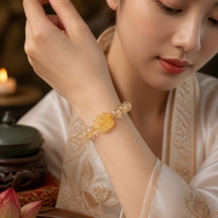 Vòng Hồ Ly Đá Thạch Anh Vàng - VDQ045