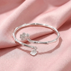 Vòng Tay Bạc Kiềng Trúc Hở Hoa Sen - Vòng Đặc Bạc Nguyên Chất - VTBKTHHS0030