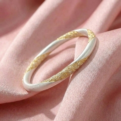 Vòng Tay Bạc Khắc Điểm Vàng - Vòng Đặc Bạc Nguyên Chất - VTBKĐV0003