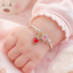 Vòng Tay Bạc Nguyên Chất 99 Cho Bé - Charm Dâu Tây Hồng - VTB99B004