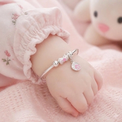 Vòng Tay Bạc Nguyên Chất 99 Cho Bé - Charm Lá Và Nơ - VTB99B006