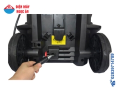 Máy phun xịt rửa cao áp Bosch Universal AQT 125
