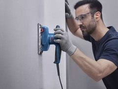 Máy chà nhám rung Bosch GSS 20-18 Professional