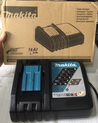 Đế sạc pin Li-Ion nhanh Makita DC18RC (195584-2)