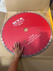 Lưỡi Cắt Bê Tông Cốt Thép 600mm KYA