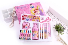 Đồ dùng học tập cho bé.