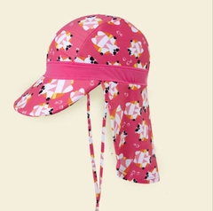 Nón bơi chống nắng cho bé đi biển