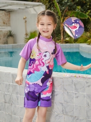 Đồ bơi bé gái liền thân tay ngắn bao gồm nón bơi họa tiết kỳ lân