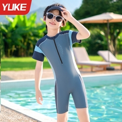 Đồ bơi bé trai liền thân tay ngắn quần ngắn hiệu YUKE- 3 sắc màu năng động cho bé trai từ 15 đến 38kg